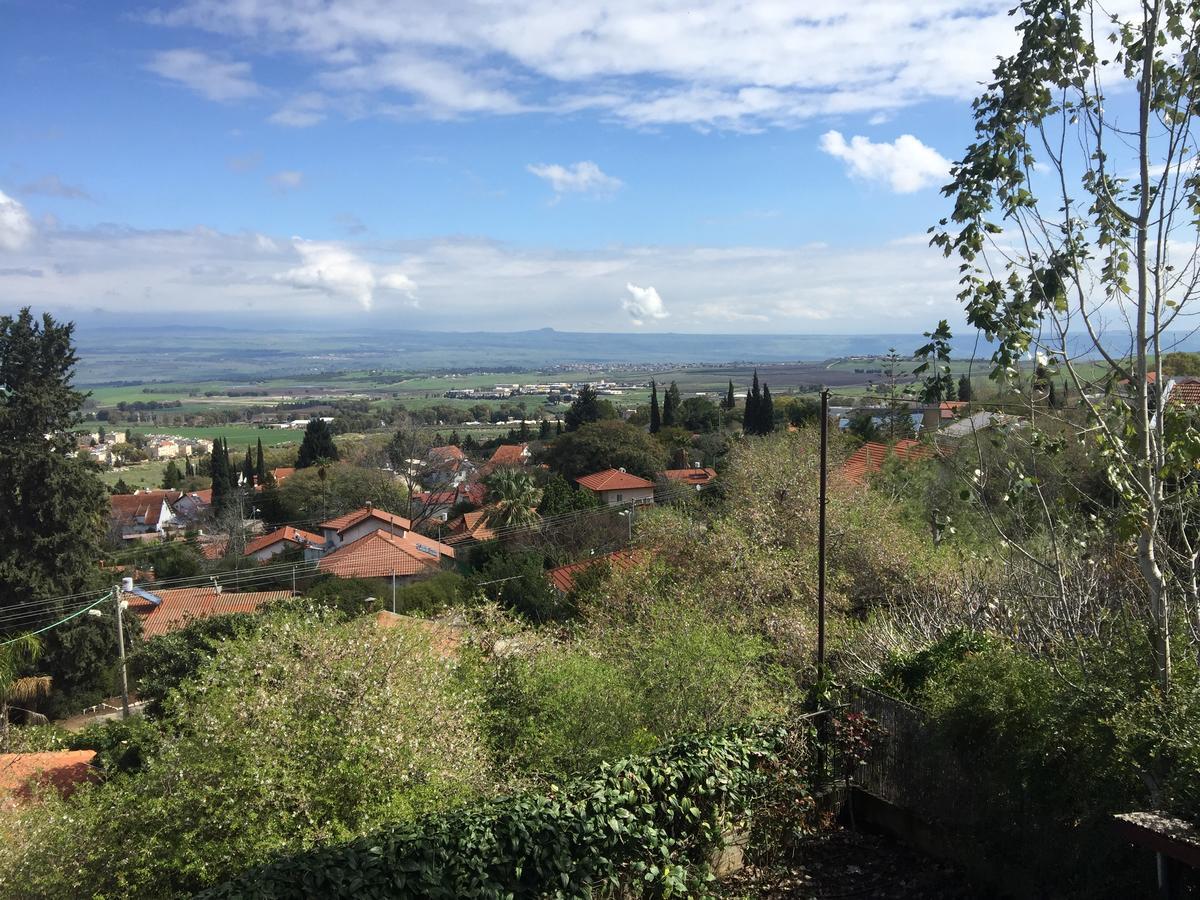 Naomi'S Villa Rosh Pinna Bagian luar foto