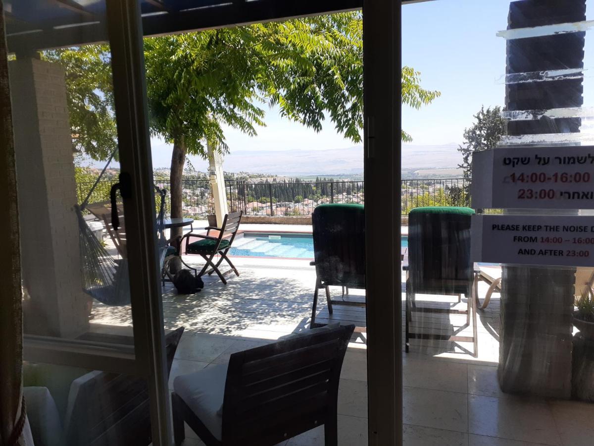 Naomi'S Villa Rosh Pinna Bagian luar foto