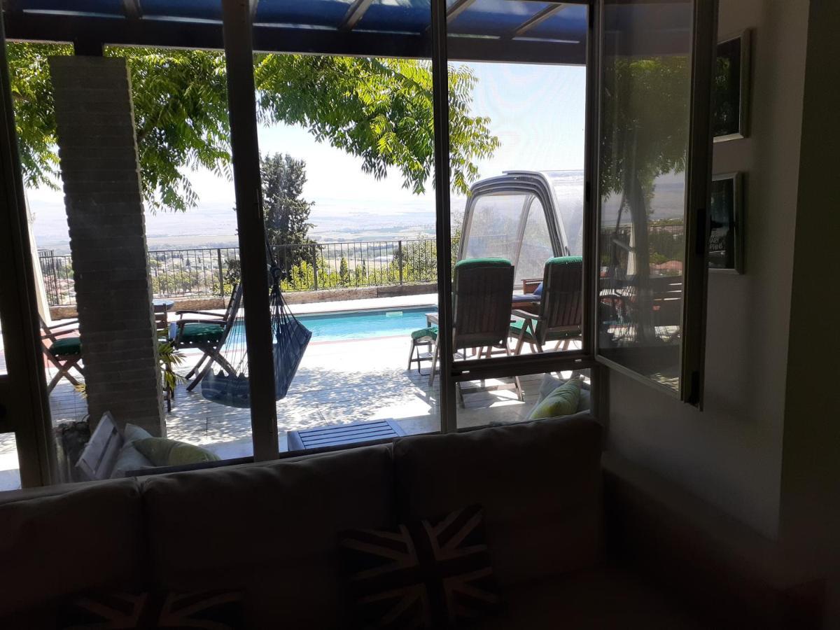 Naomi'S Villa Rosh Pinna Bagian luar foto