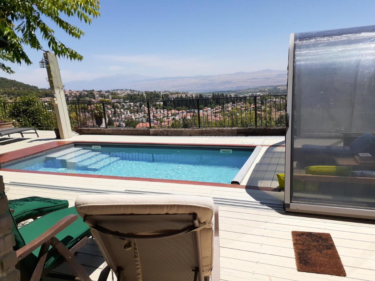 Naomi'S Villa Rosh Pinna Bagian luar foto